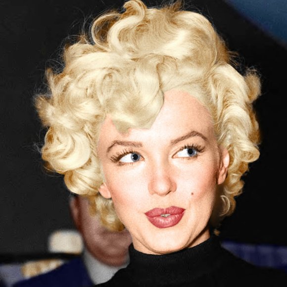 "I don't mind living in a man's world..." - Picture 2 of 3